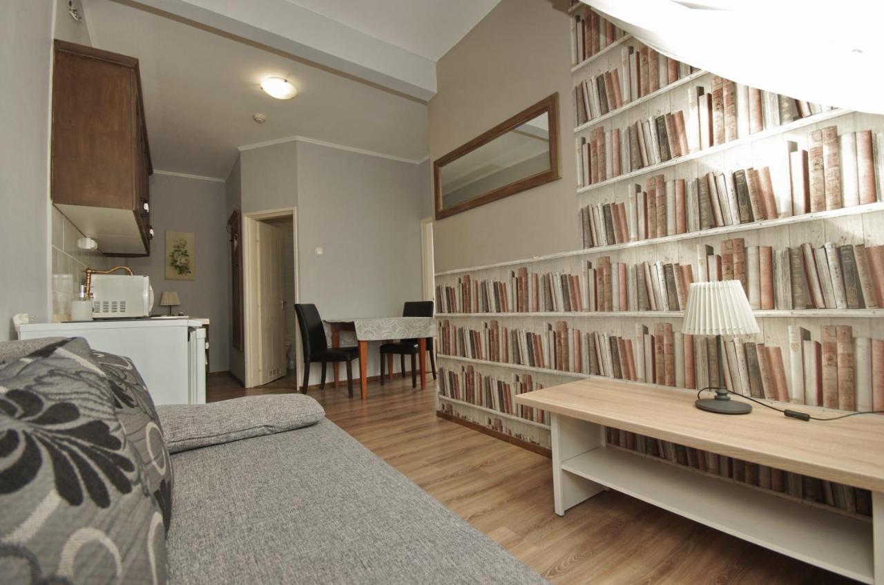 Gyula Panzio Hotel Buitenkant foto