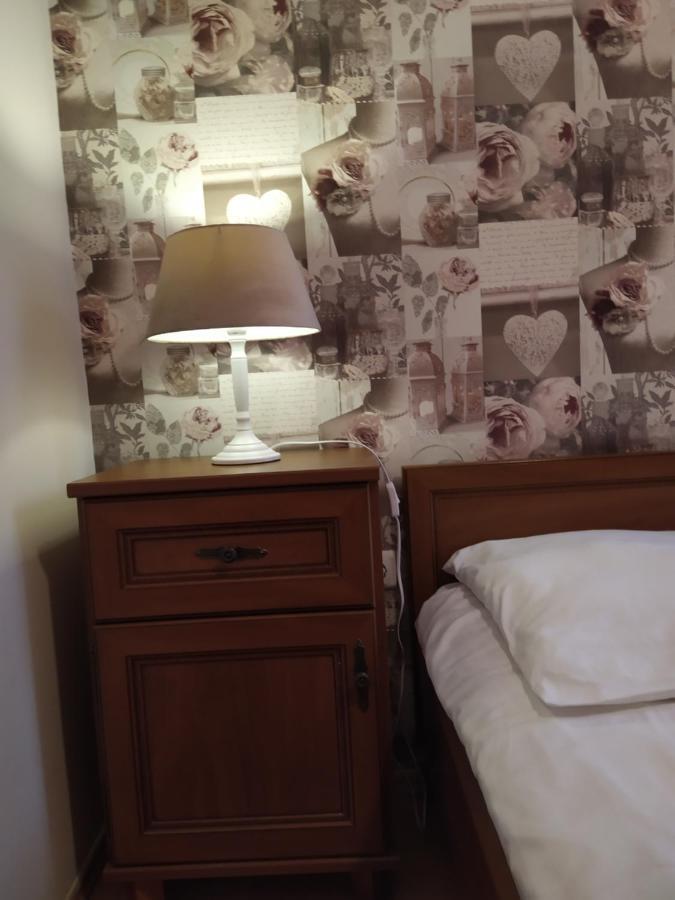 Gyula Panzio Hotel Buitenkant foto
